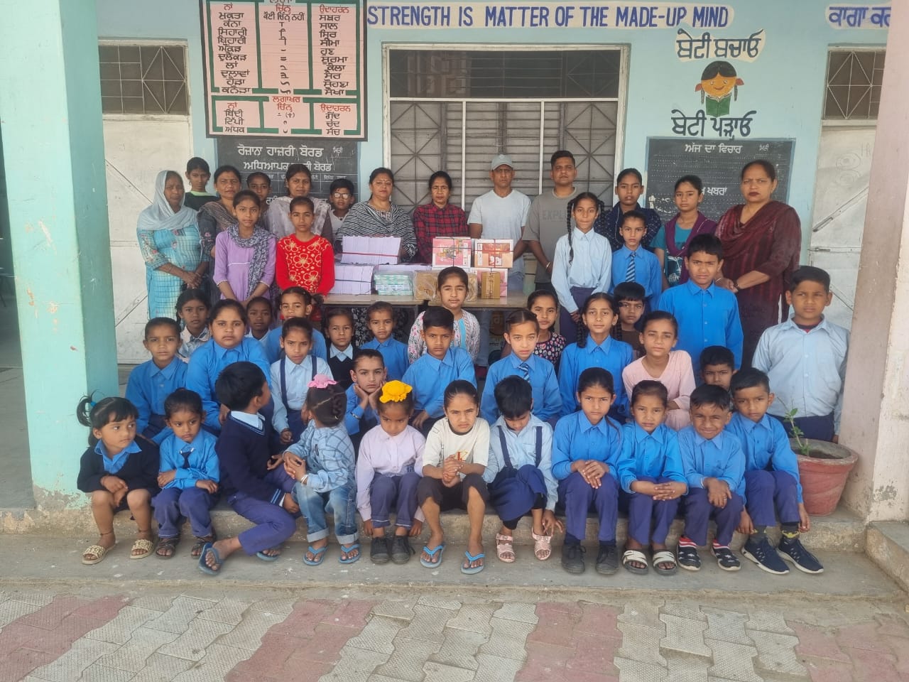 Distribution of stationery to primary and middle school students